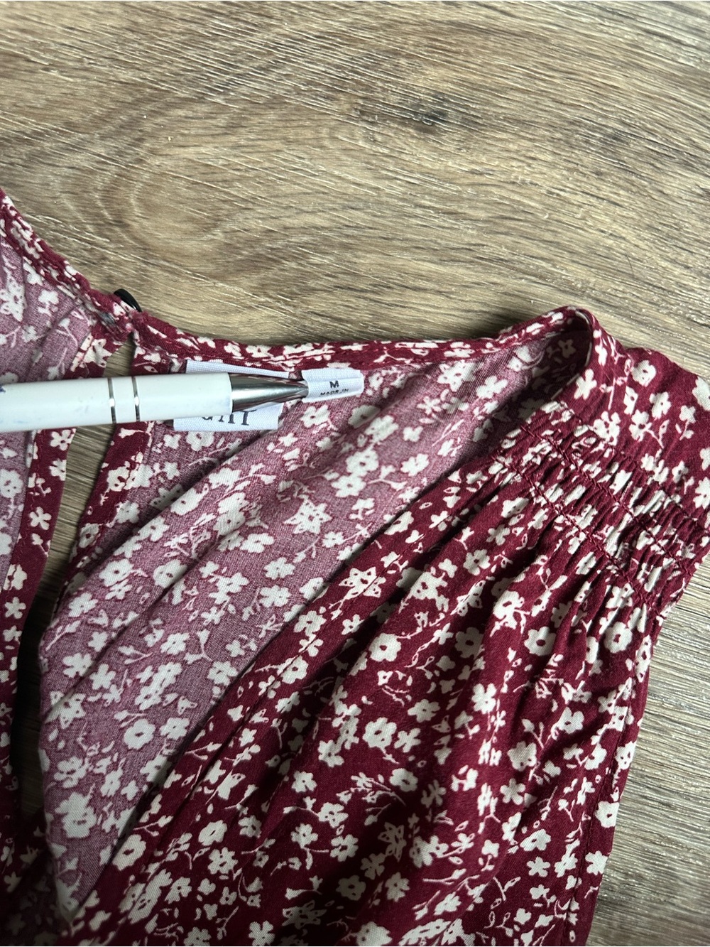 GAP Burgundy Floral Sleeveless Jumpsuit Women’s Size M Wide Leg Smocked Boho - Picture 6 of 9